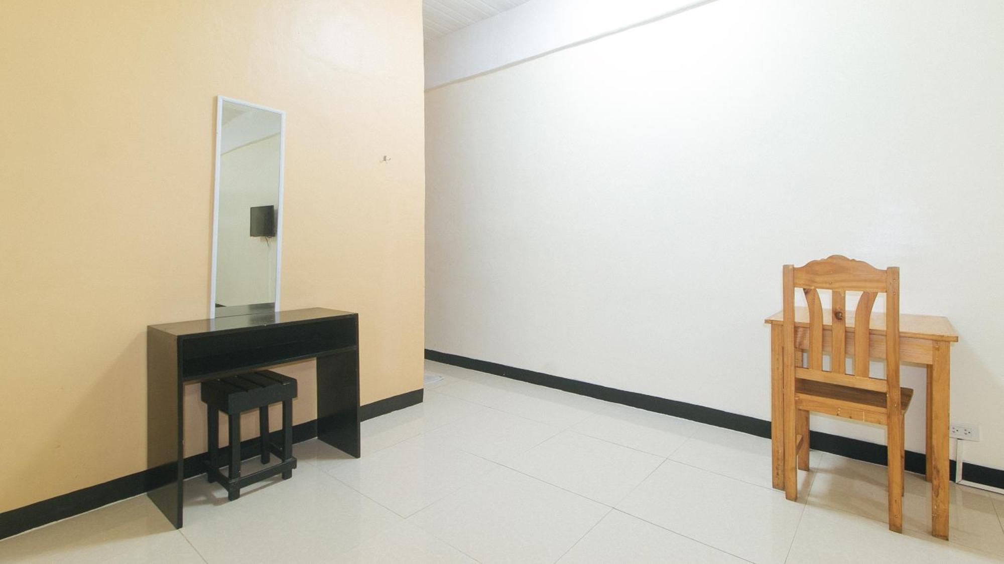 Reddoorz Near Sm City Muntinlupa San Pedro  Extérieur photo
