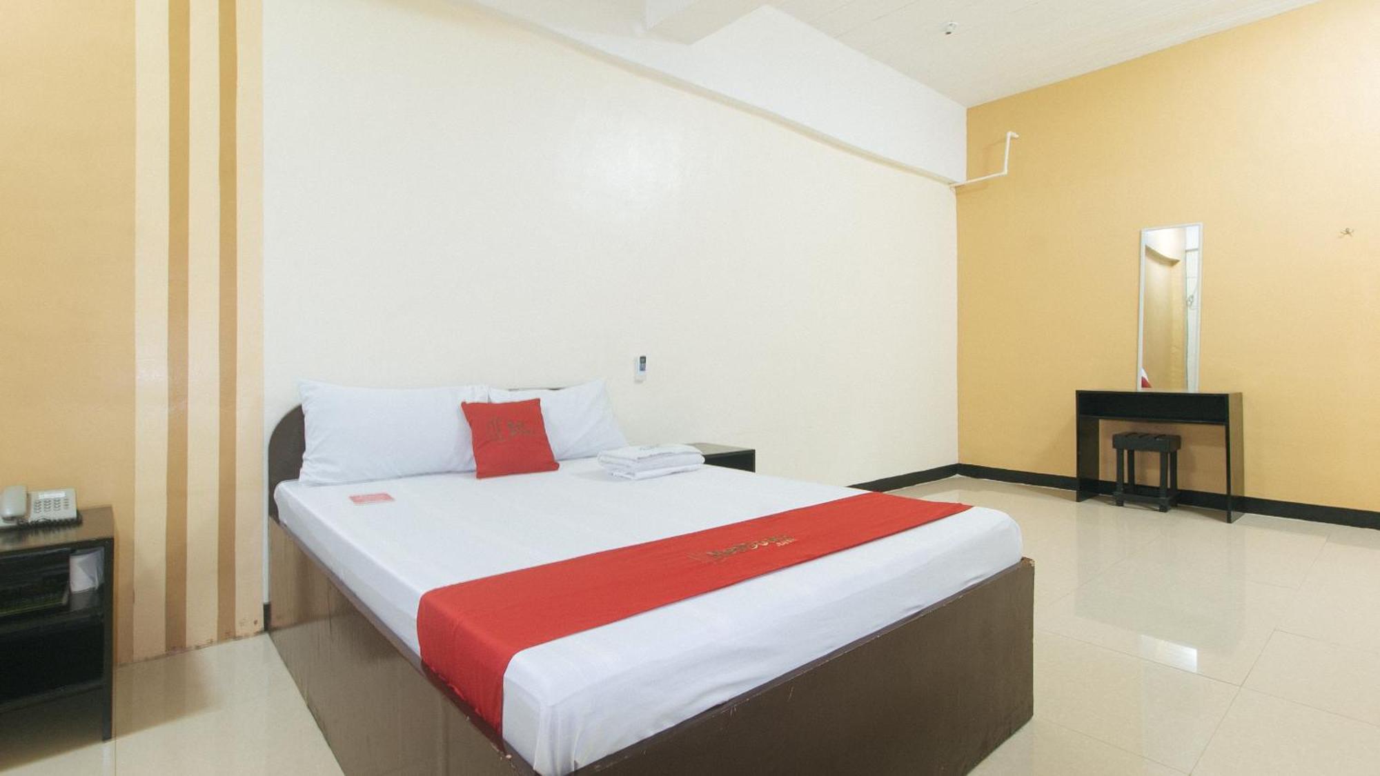 Reddoorz Near Sm City Muntinlupa San Pedro  Extérieur photo